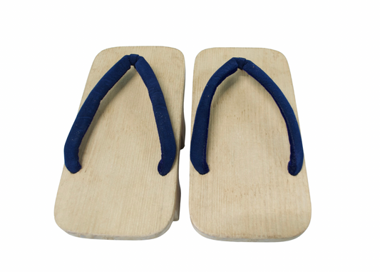 Traditional Japanese Wooden Geta Sandals for Men